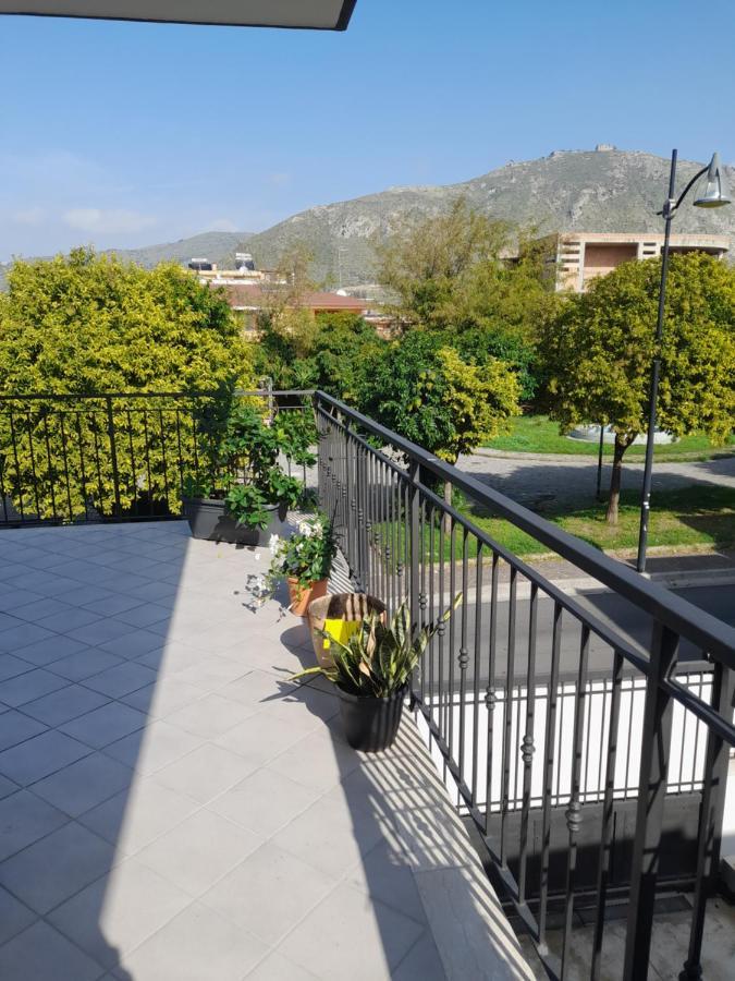A Casa Di Falco มอนดราโกเน ภายนอก รูปภาพ